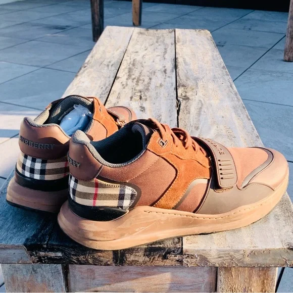 Burberry Ramsey Brown Sneakers - Picture 15 of 16